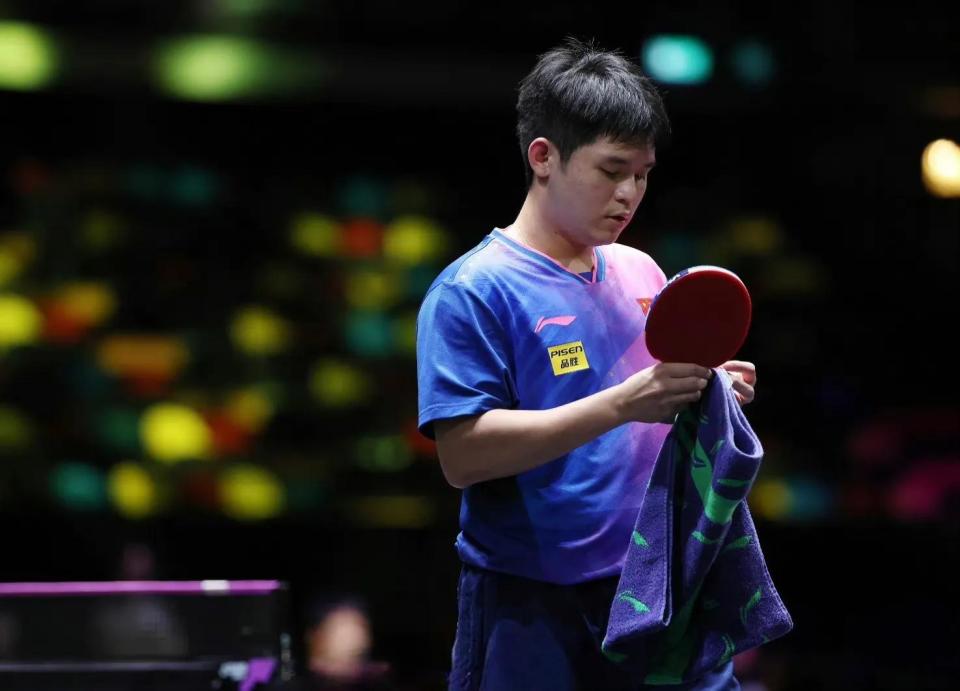 树立了新的 树立了新的